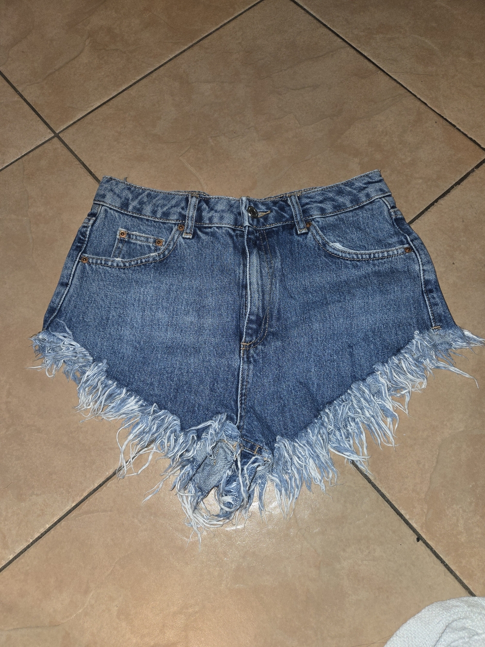 Topshop Raw Fringe High-Waist Denim Cutoff Shorts in Blue
